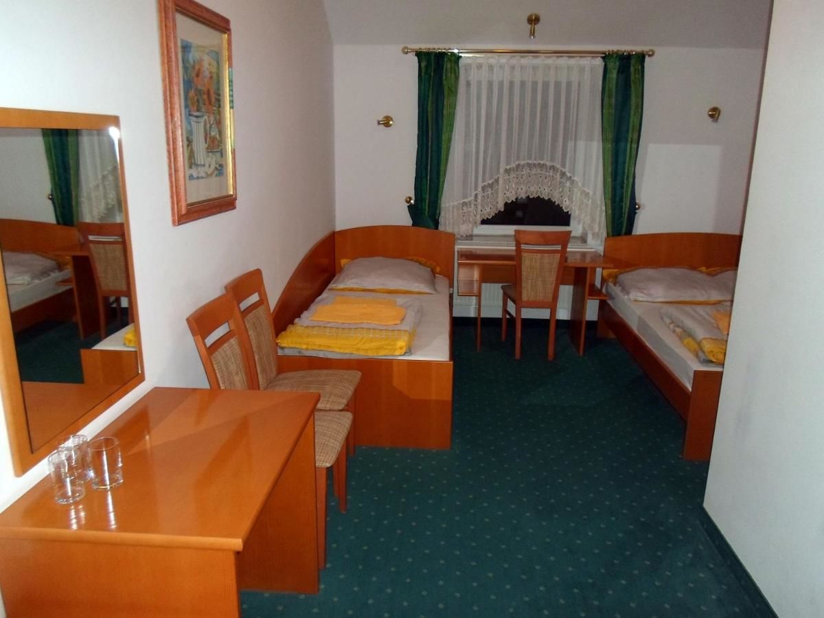 Отель Hotel Korona Слубице